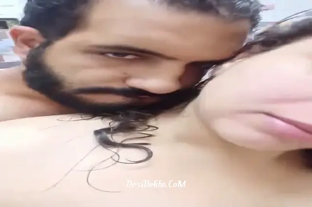 Camera On Karke Pakistani Couple Chudai Ka Video Banaya Leaked