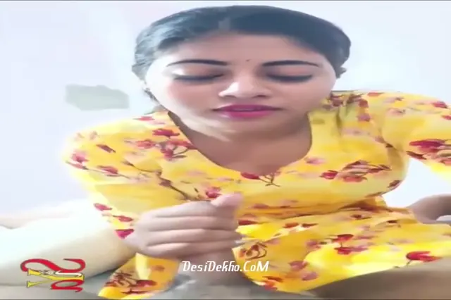Desi ladki ne lund chus k maari chut apne sexy awaaz se kiya motivate