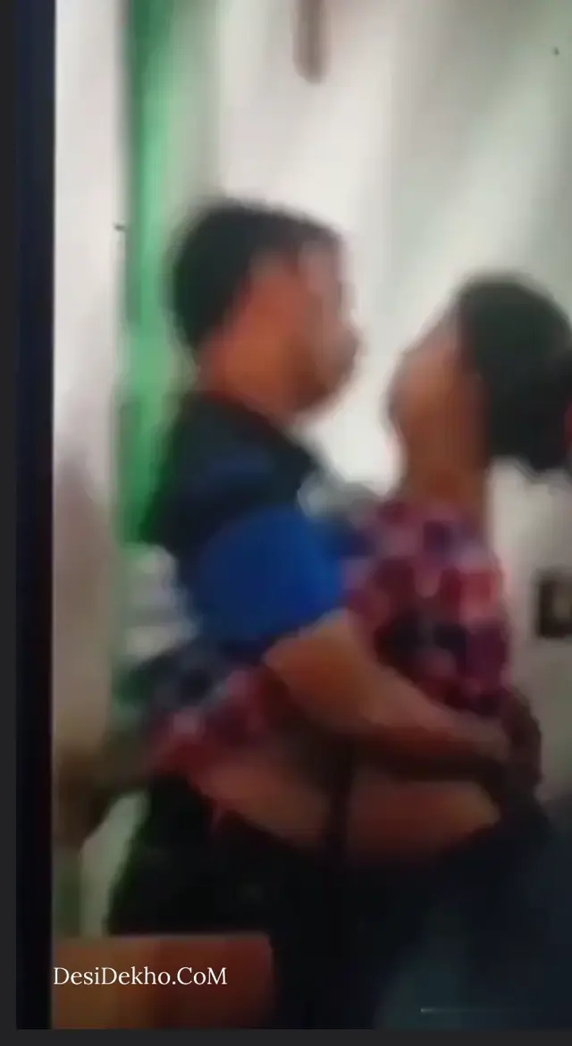 Ghar k piche bulakar gf ko choda viral Instagram video