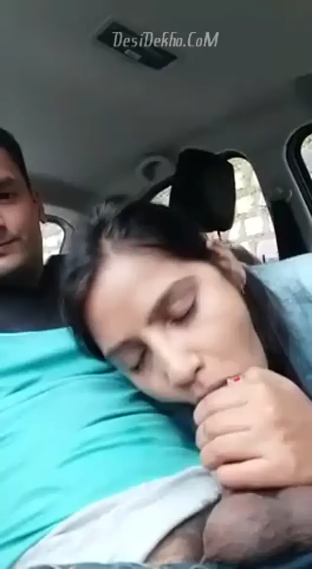 Indian Kashmiri Girl Sucking Lover Dick in Car Hindi Audio mms