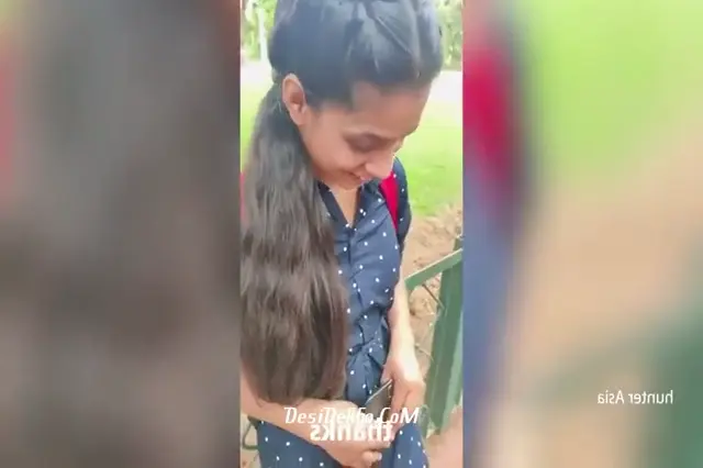 Sexy cute College Girl ne chudai karke paise liye fees bharne k liye